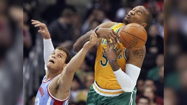 NBA wrap: Clippers beat Grizzlies, Celtics overcome Magic  