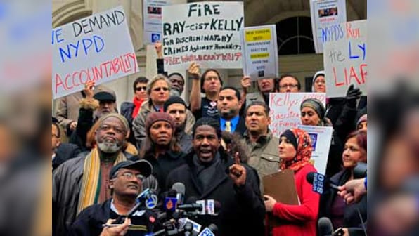 Muslim groups call for NYPD commissioner to step down