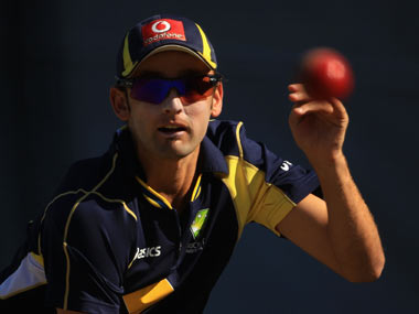 Australia drop Starc, bring in Lyon for fourth India test Australia drop Starc, bring in Lyon for fourth India test