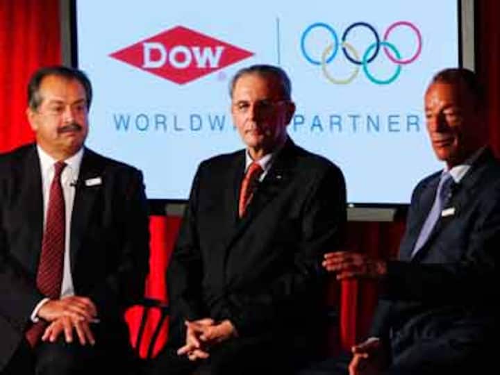 Dow Row: A genuine battle for Bhopal victims, but must athletes suffer?