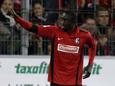 Newcastle splash out on Senegal striker Cisse Newcastle splash out on Senegal striker Cisse