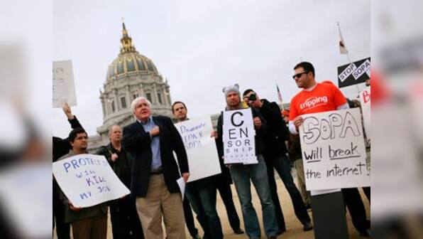 Anti-piracy bills on hold after online protests