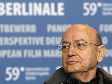 Greek filmmaker Theo Angelopoulos dies in car accident Greek filmmaker Theo Angelopoulos dies in car accident