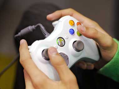 Xbox workers in China threaten suicide over compensation Xbox workers in China threaten suicide over compensation