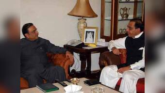 Zardari gets in talking mode with military to defuse tensions