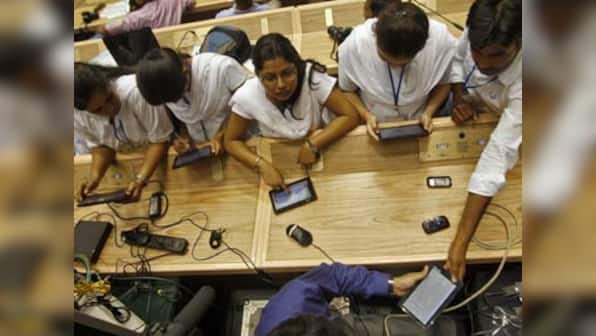 Aakash vs OLPC: How fair is Jha's anti-tablet grouse?