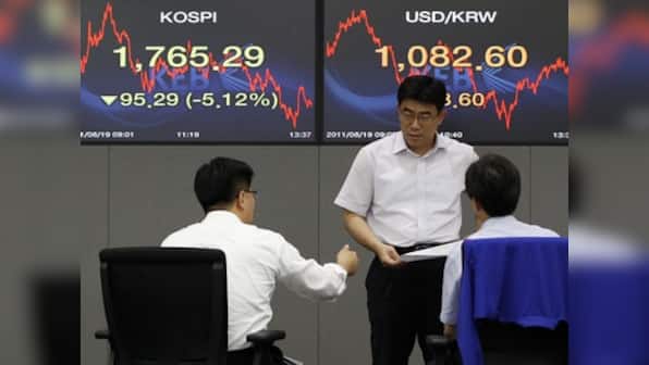 Markets on freefall: Sensex crashes over 3,100 points to 32,587; Nifty plunges 932 points at 9,526; ITC, Axis Bank, SBI, ONGC trade in red