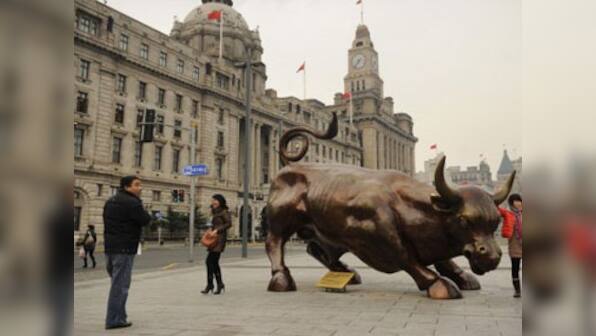 China inflation at 15-month low, govt weighs policy easing