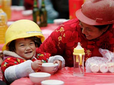 Hong Kong braces for influx of 'Dragon Babies' Hong Kong braces for influx of 'Dragon Babies'