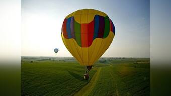 Hot air balloon bursts into flames in NZ; 11 dead 