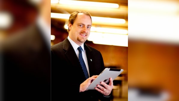 StanChart To Bank On iPhone