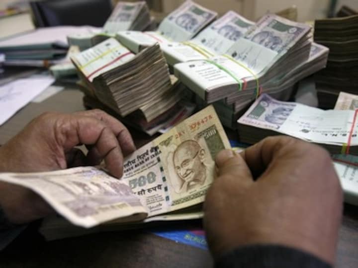 Govt defers decision on PSU disinvestment amid differences