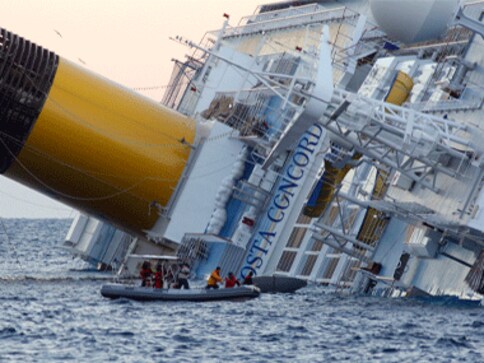 cruise ship overturned in italy