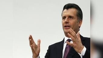 Swiss central bank: How a family 'secret' led to the fall of the top boss