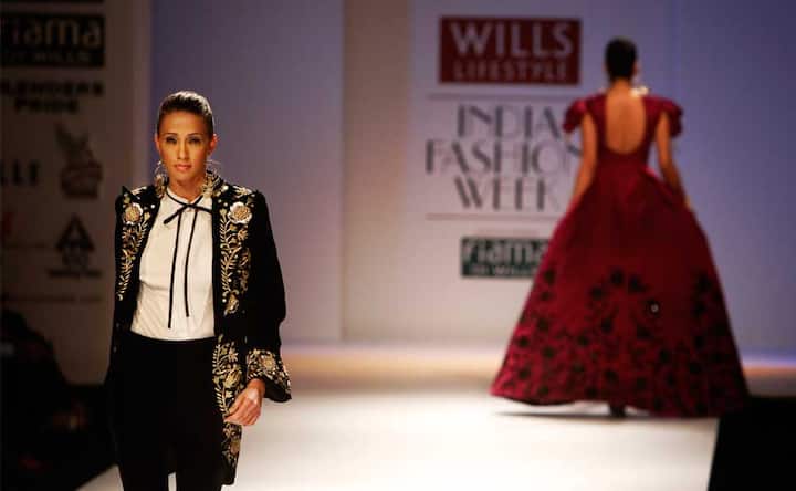 Images: Wills Lifestyle Fashion Week 2012