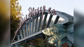Disney to pay up to Rs 1,100/share to buy UTV, delisting begins on 6 Feb