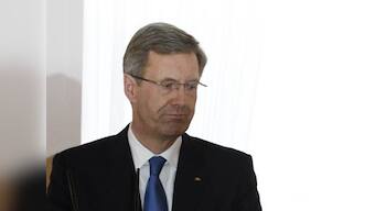 German president set to resign, big blow for Merkel