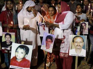 Godhra Riots Gujrat 2002 Godhra riots: Gujarat govt given clean chit by Justice Nanavati ...