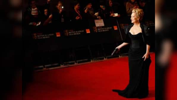 Meryl Streep donates cash to Oscar rival's school project