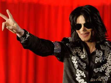 Jackson estate sues former manager over contracts