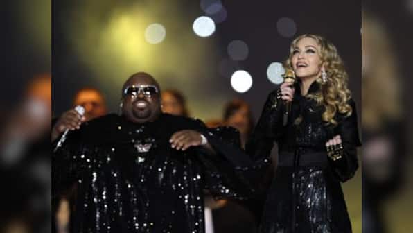 Madonna woos footfall fans at Super Bowl halftime 