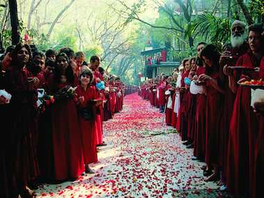 Sexier still: Osho bosses move on from free sex to free land Sexier still: Osho bosses move on from free sex to free land