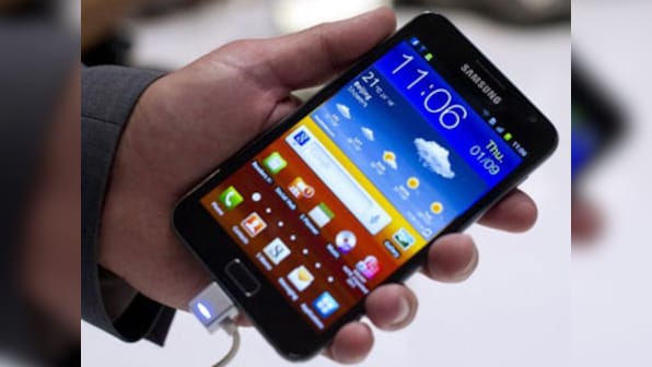 Samsung Elec says considering spinning off LCD business