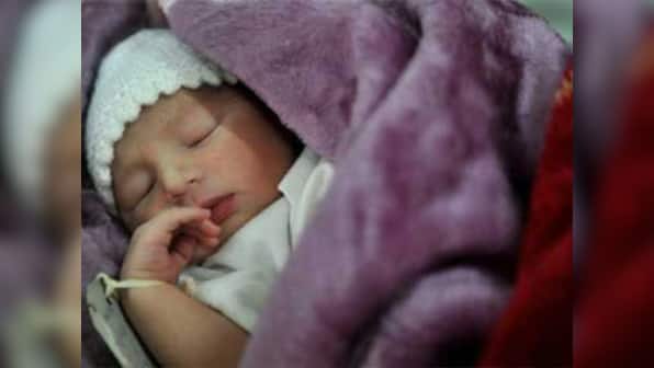 Chinese parents to be fined for Hong Kong born second child 