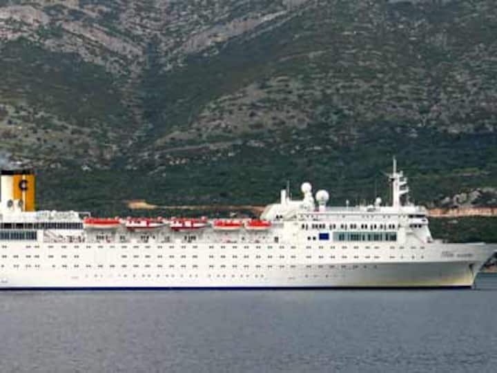 Costa Cruises liner adrift after fire on board