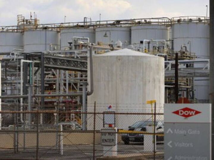 Dow not responsible for Bhopal gas tragedy, to remain sponsor: IOC
