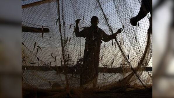 Twenty two Tamil fishermen taken into custody by Sri Lankan navy
