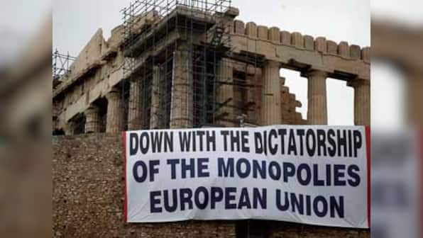 Greece's face tough choice: deep budget cuts or default