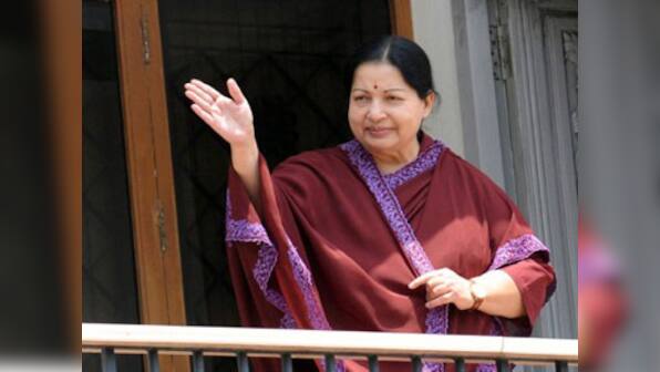 SC notice to Jayalalitha on CBI's plea against her