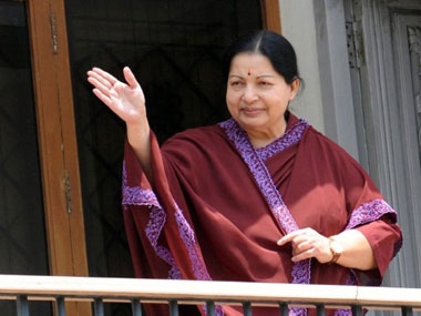 SC notice to Jayalalitha on CBI's plea against her SC notice to Jayalalitha on CBI's plea against her