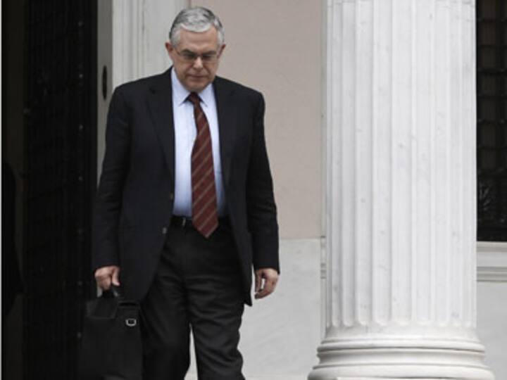 Greece struggles on for deal on unpopular reforms