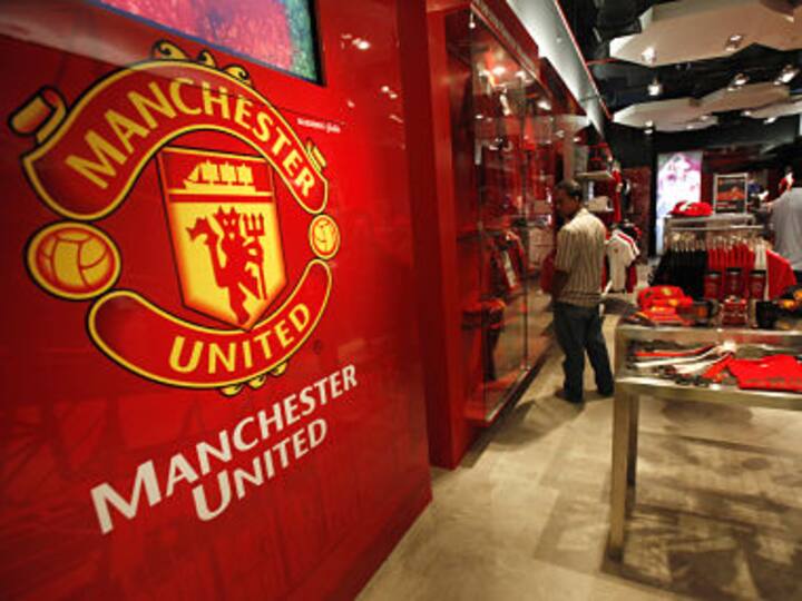 Man United sees earnings rise by 8 percent