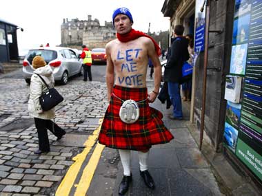Cameron on Scotland: Will fight 'head, heart and soul' to keep UK together Cameron on Scotland: Will fight 'head, heart and soul' to keep UK together