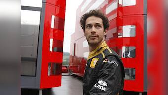 Williams declare fresh F1 start after grim 2011