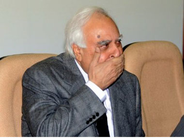 Sibal says no censorship of social media Sibal says no censorship of social media