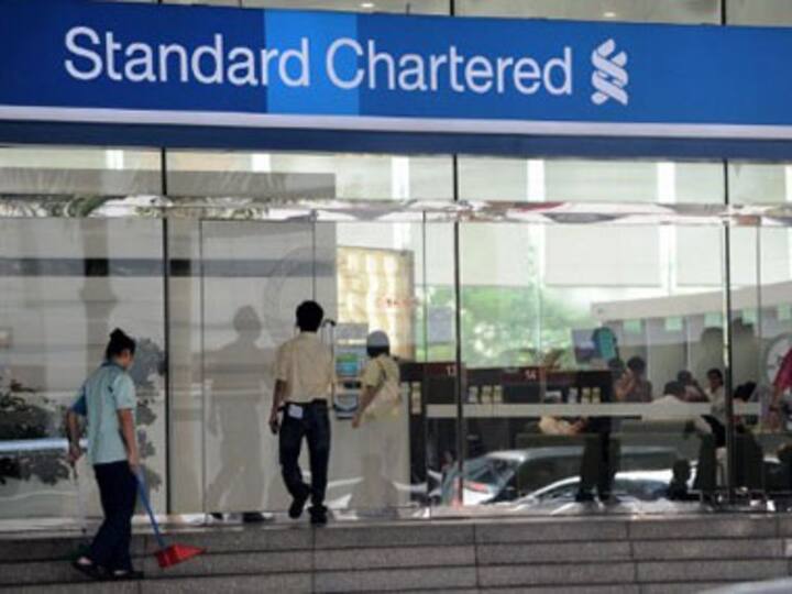 StanChart profit grows 12% but India biz disappoints  StanChart profit grows 12% but India biz disappoints