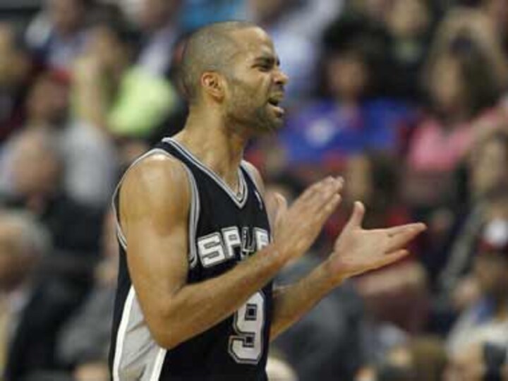 Parker leads Spurs to 100-90 win over 76ers