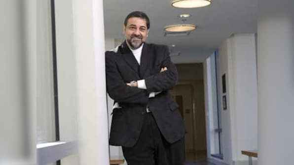 Vivek Wadhwa clinches “Outstanding American” award 