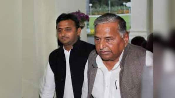 Mulayam asks son to implement party manifesto 