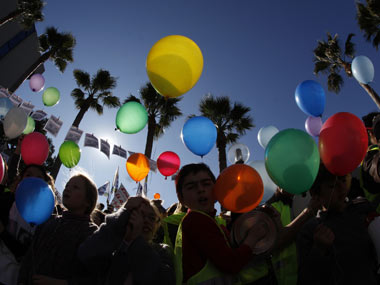 Stop wasting helium on party balloons, say scientists Stop wasting helium on party balloons, say scientists