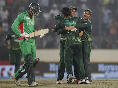 Asia Cup comes to Pak again in 2-run win over Bangladesh Asia Cup comes to Pak again in 2-run win over Bangladesh