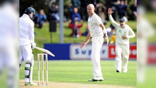 Martin's three-wicket burst reduces SA to 191-7 on Day 1