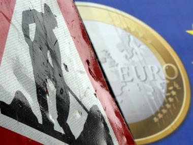 Euro crisis sees poor EU countries get poorer, older Euro crisis sees poor EU countries get poorer, older