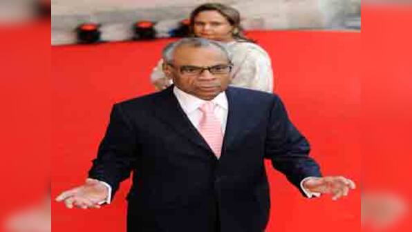 Budget 2012: Balanced and reassuring, says Hinduja