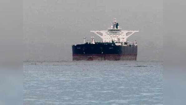 Oil falls on Iran talks, economy worries