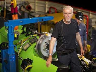 James Cameron makes first solo dive to Earth's deepest point James Cameron makes first solo dive to Earth's deepest point
